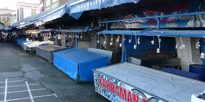 Trabzon'lu balıkçılar sezon bitmeden tezgahlarını kapatmaya başladılar