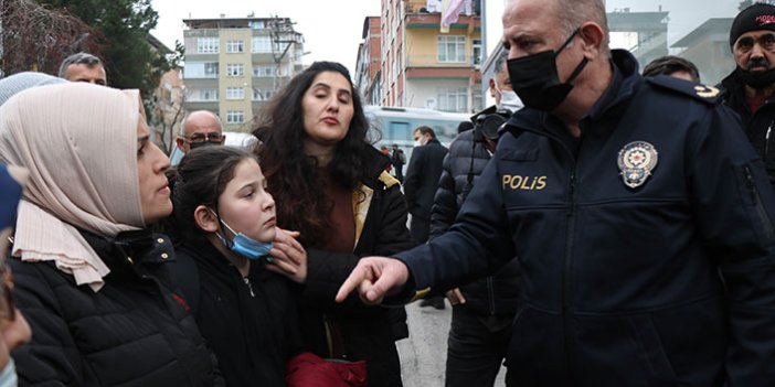 Samsun'da mahalleli yol kapattı, polis "Suç işlemeyin" diye uyardı