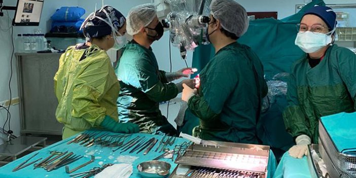 Kaşüstü Eğitim ve Araştırma Hastanesi’nde beyin damar baloncukları tedavi ediliyor