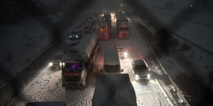 Yoğun kar nedeniyle TAG kapandı! 2 bin kişi kurtarıldı