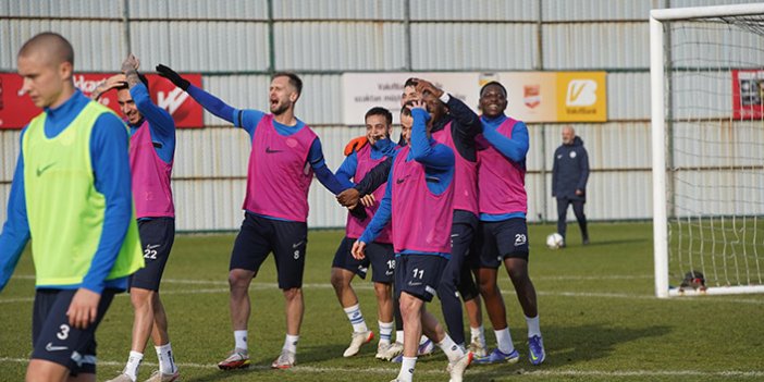 Rizespor'da Adana Demirspor maçı hazırlıkları sürüyor
