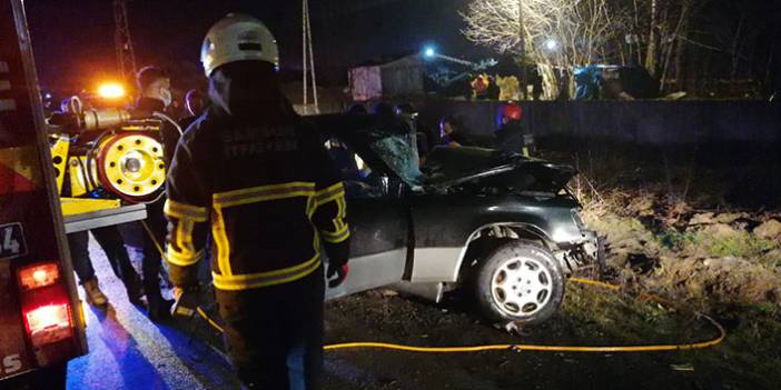 Samsun'da hafif ticari araç ile otomobil çarpıştı. 7 Şubat 2022