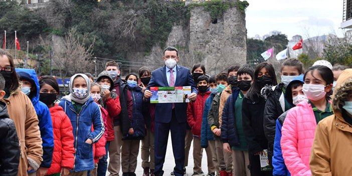 Trabzon'da minik öğrencilere sigaranın zararları anlatıldı!