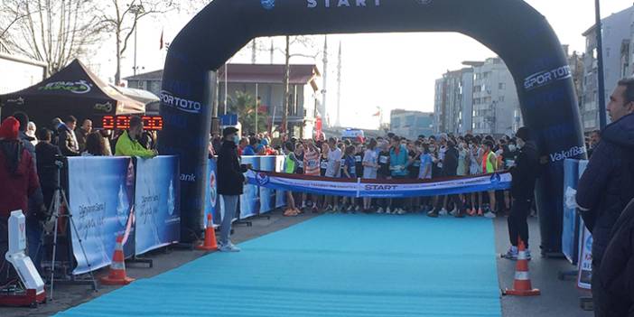 Trabzon 42. Uluslararası Yarı Maratonu koşuldu
