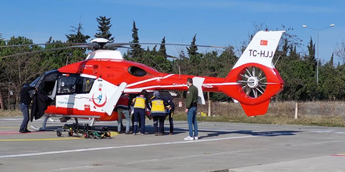 Avcının kazara vurduğu çiftçi ambulans helikopterle hastaneye yetiştirildi