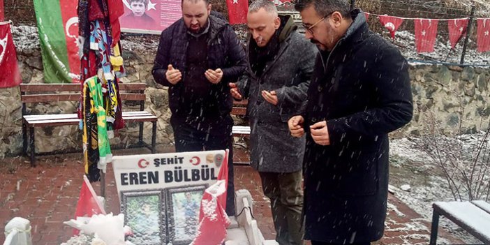 Antalyaspor yöneticileri Eren Bülbül ile Özkan Sümer'in mezarını ziyaret etti