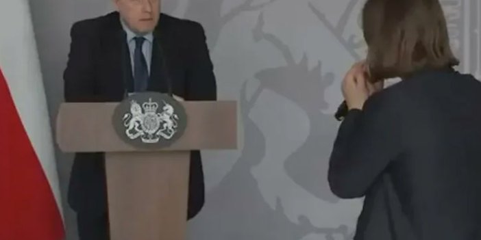 Ukraynalı gazeteci İngiltere Başbakanı Johnson'a 'Korkak' dedi