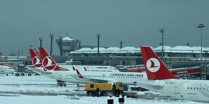 Kar nedeniyle 205 uçuş iptal edildi