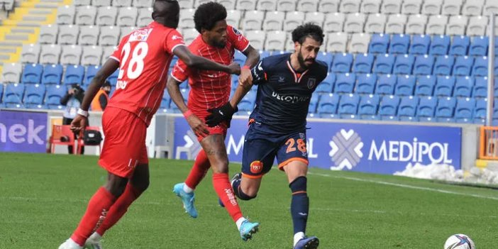 Başakşehir Antalyaspor'a yenildi