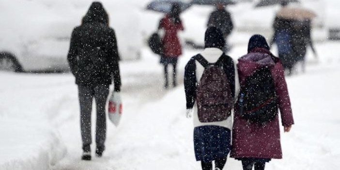 Trabzon'da bazı ilçelerde eğitime kar engeli