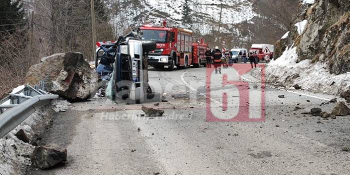Trabzon’da feci olay! Aracın üzerine kaya düştü 4 ölü