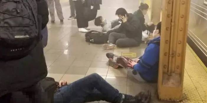 New York'ta metroda silahlı saldırı! En az 13 yaralı