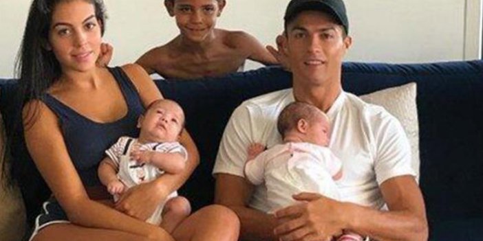 Ronaldo'nun evlat acısı! Kendisi duyurdu