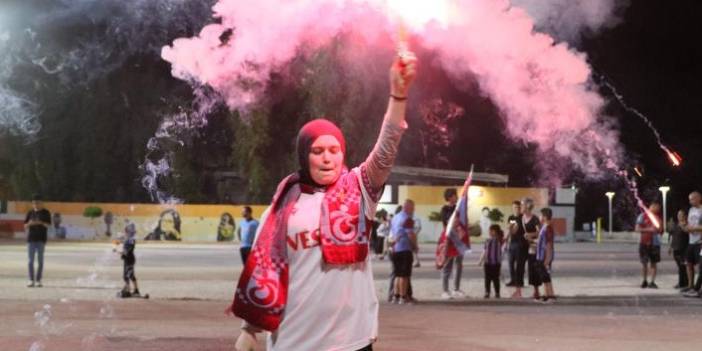 Mersin'de Trabzonspor kutlaması