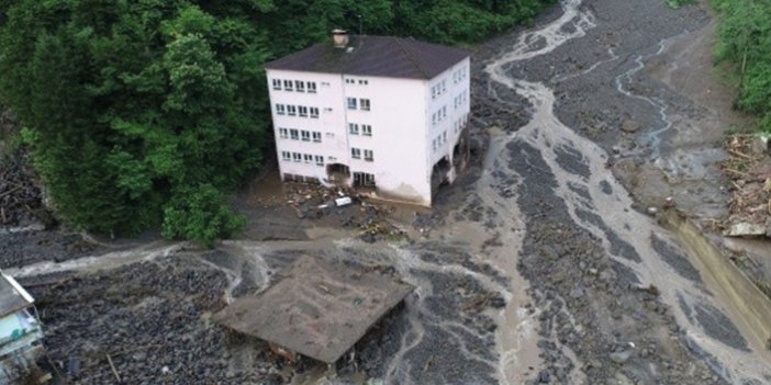 Trabzon'da selde yıkılan okul yeniden yapılıyor