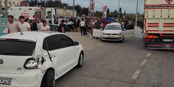 Samsun'da kamyon otomobillere çarptı! 1 ölü 2 yaralı