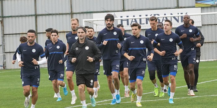 Bülent Korkmaz: "Rizespor'un layık olduğu yer Süper Lig"