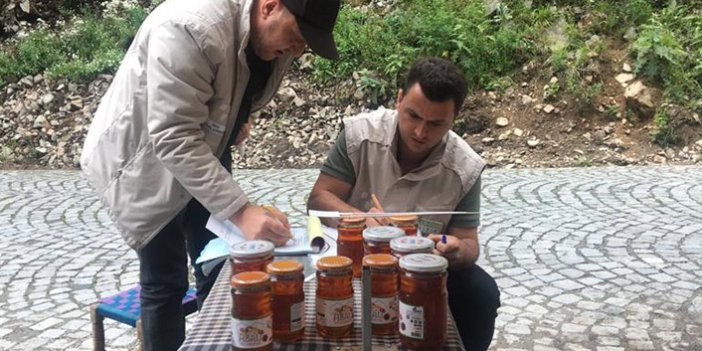 Trabzon'da bal satıcılarına denetim yapıldı