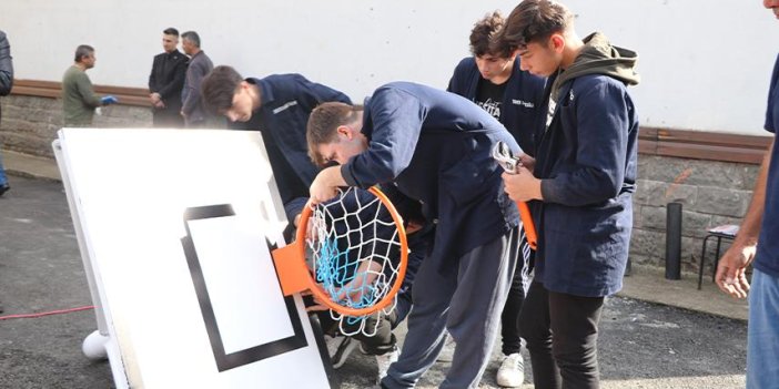 Rize'de okulların basket potalarını meslek lisesi öğrencileri yapıyor