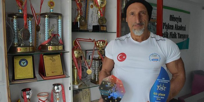 52 yaşındaki milli sporcu, yetiştirdiği öğrencilerle uluslararası alanda başarı kovalıyor