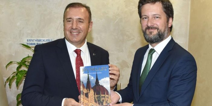 Macaristan'ın Ankara Büyükelçisi Matis'ten Trabzon Ticaret ve Sanayi Odasını ziyaret