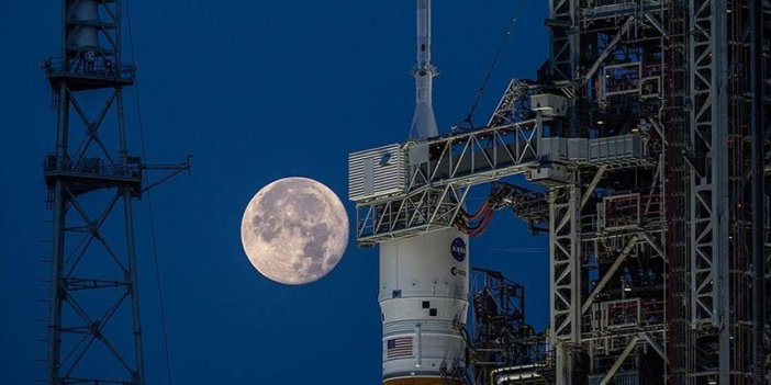 NASA, Ay'a insanlı seferler düzenlemeyi amaçlayan göreve doğru hızla ilerliyor