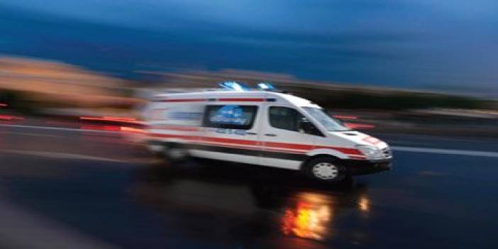 Samsun'da Öğrenci servisi otomobille çarpışıp devrildi, 5 yaralı. 11 Mayıs 2015