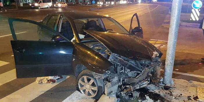 Samsun'un İlkadım ilçesi'nde trafik kazası! 2 yaralı. 28 Aralık 2022