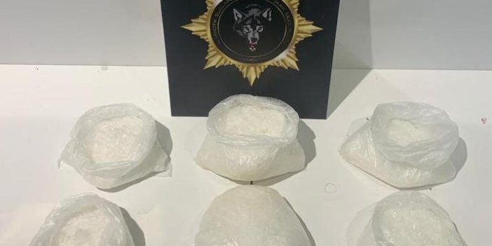 Samsun’da 4 kilo 200 gram metamfetamin ile yakalanan 3 kişi tutuklandı