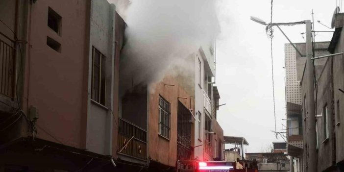 Bursa’da 2 farklı dairede yangın paniği