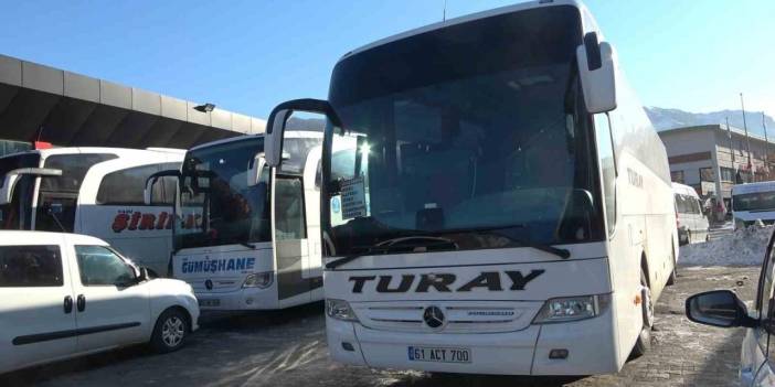 Depremden kaçan 82 yaşındaki Suriyeli depremzedeyi ölüm otobüste yakaladı