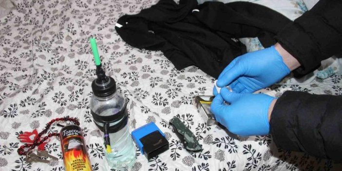Karaman’da uyuşturucu satıcılarına şafak operasyonu: 12 gözaltı