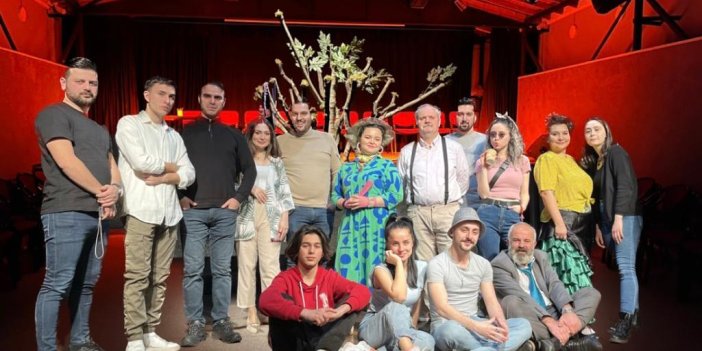Trabzon Şehir Tiyatrosu'ndan bir 'Dilek Ağacı'