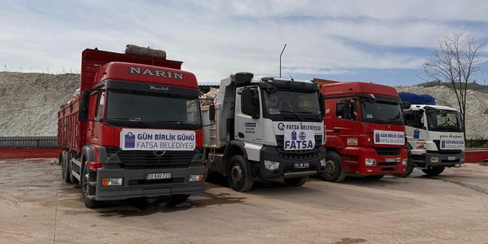 Ordu'dan deprem bölgesine 4 kamyon yardım malzemesi