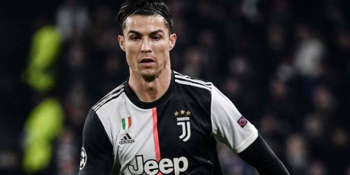 Cristiano Ronaldo'dan corona virüs kararı! İtalya'ya dönmüyor