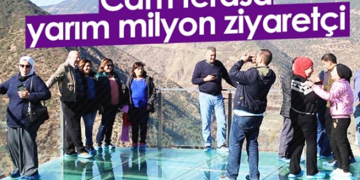 Gümüşhane'deki cam terasa yarım milyon ziyaretçi