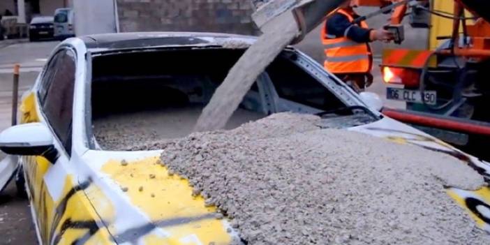 Şakanın böylesi! Lüks aracın içine beton döktüler... Foto Haber