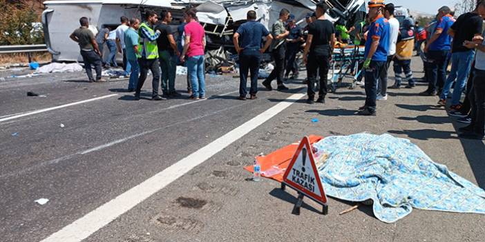 Gaziantep'te feci kaza! 3 itfaiyeci, 4 sağlıkçı, 2 gazeteci ile toplamda 16 kişi hayatını kaybetti