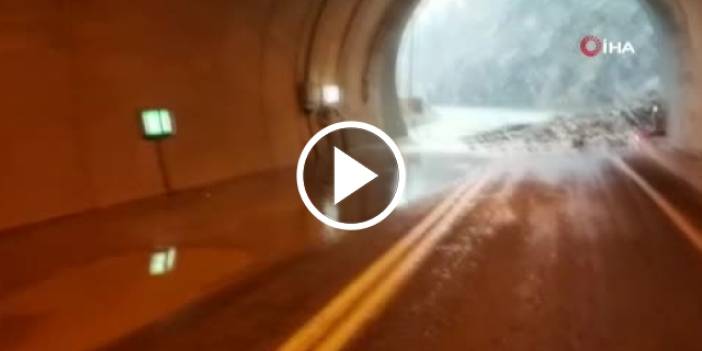 Artvin’de heyelan! Sürücüler tünelde mahsur kaldı. Video Haber