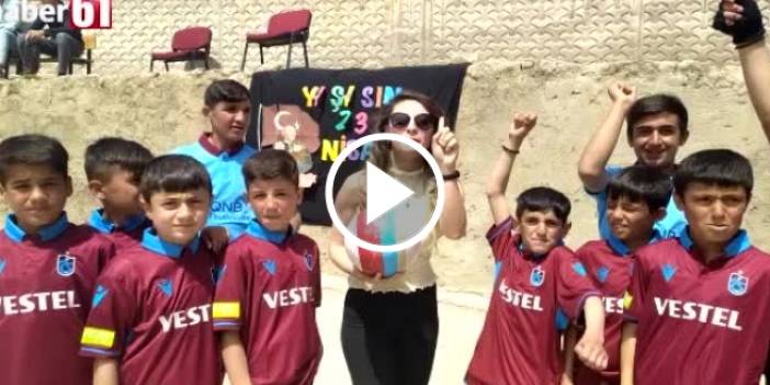 Trabzonspor aşkını Siirt'te böyle aşıladı. Video Haber
