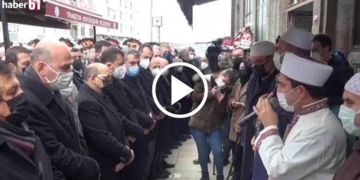 Bakan Soylu Trabzon'da cenazeye katıldı. Video Haber