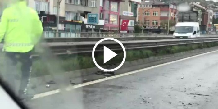 Trabzon'da yolda kalan vatandaşın imdadına polis yetişti