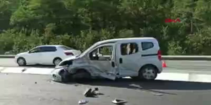 Trabzon'da 2 hafif ticari araç çarpıştı: 1 yaralı