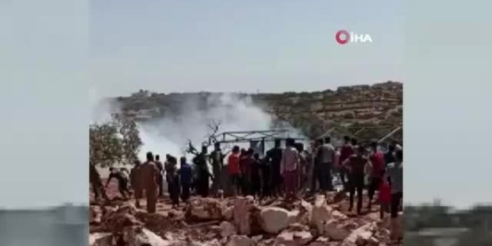 İdlib’te mülteci kampında yangın: 3 ölü