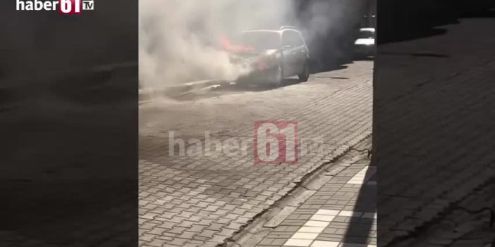 Arsin'de sokak ortasında araç yangını