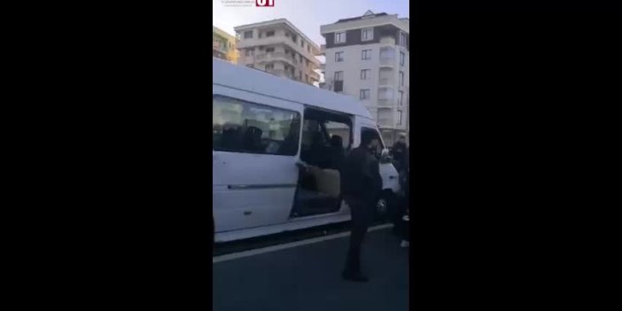 Trabzon'da korkunç kaza! Tır minibüse çarptı