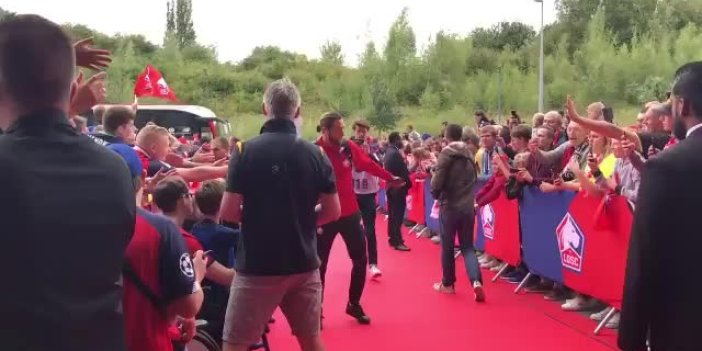 Yusuf Yazıcı Lille ile ilk maçı için stada böyle geldi