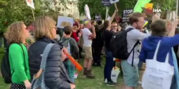 Londra’da Trump’a tencere tavalı protesto