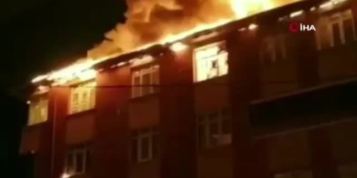 Yangın sırasındaki patlama anı kamerada