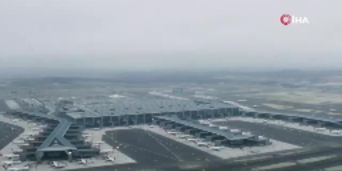 İstanbul Havalimanı’ndaki son durum havadan görüntülendi